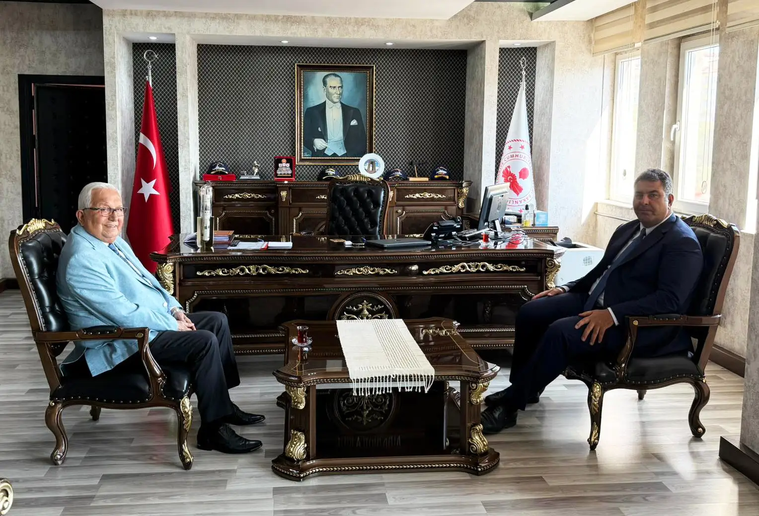 BAŞKAN POSBIYIK, KAYMAKAM YILMAZ’A ‘HAYIRLI OLSUN’ ZİYARETİNDE BULUNDU