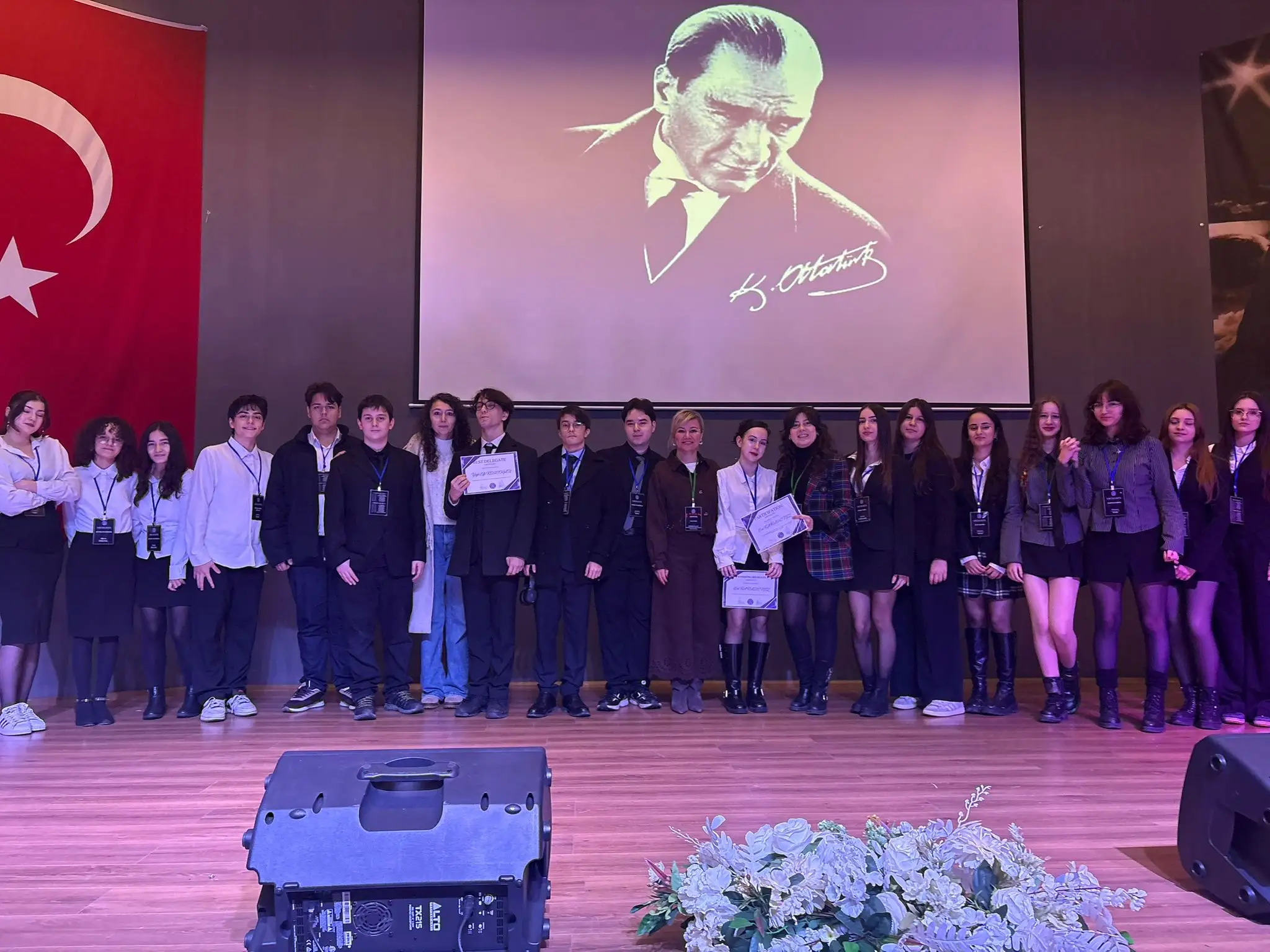 12 Okulun Katıldığı MUN Konferansı Gerçekleşti