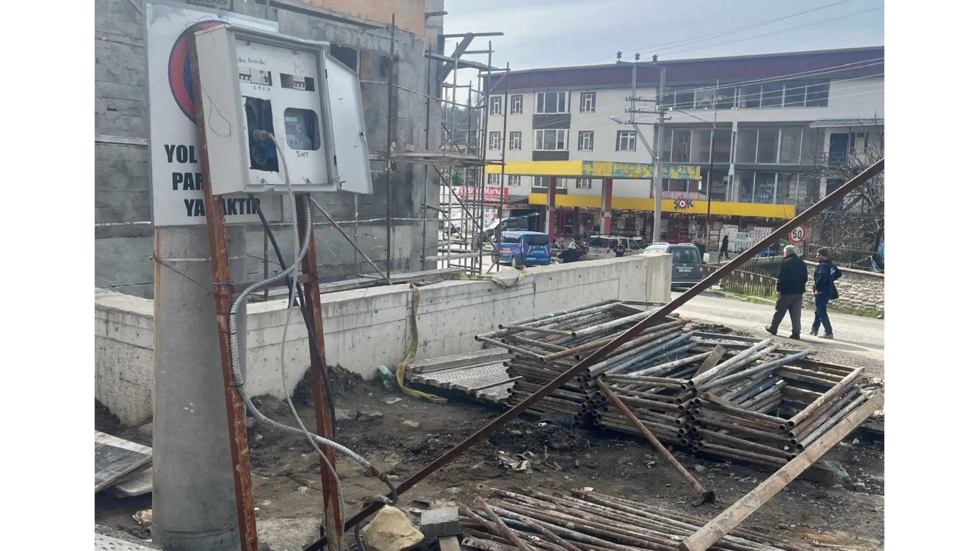 Ormanlı ASM İnşaatında 3. Kattan Düşen İşçi Kurtarılamadı