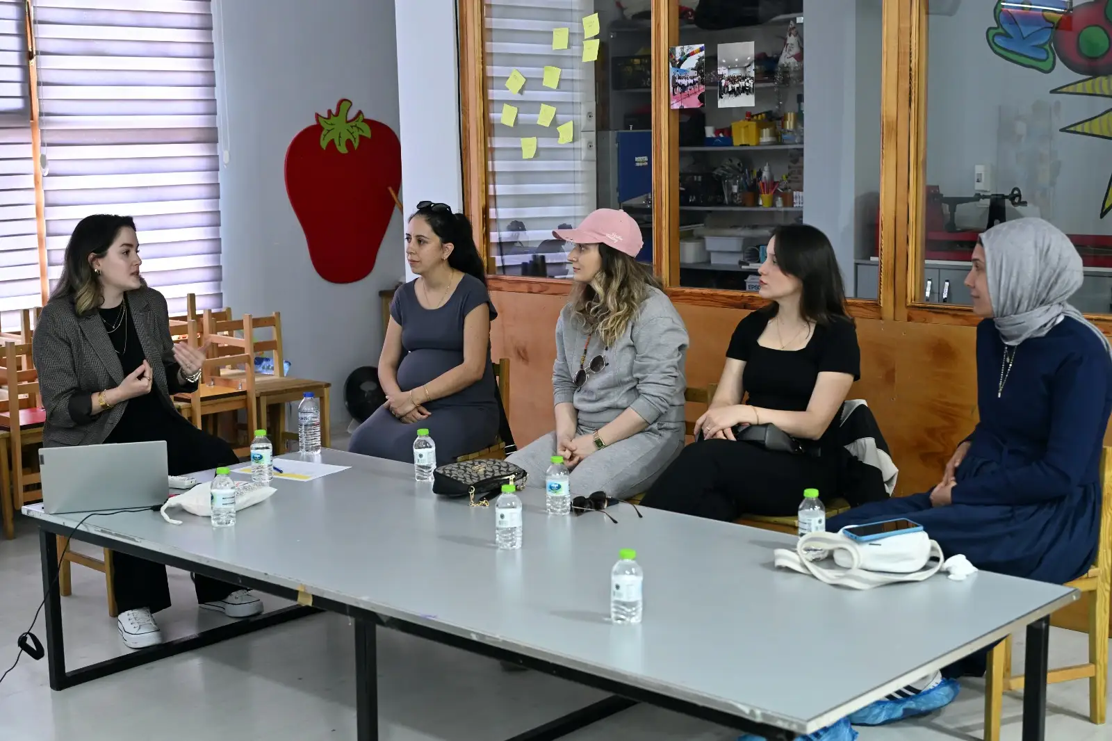 ANNE ADAYLARINA ÖZEL EMZİRME EĞİTİMİ BAŞLADI