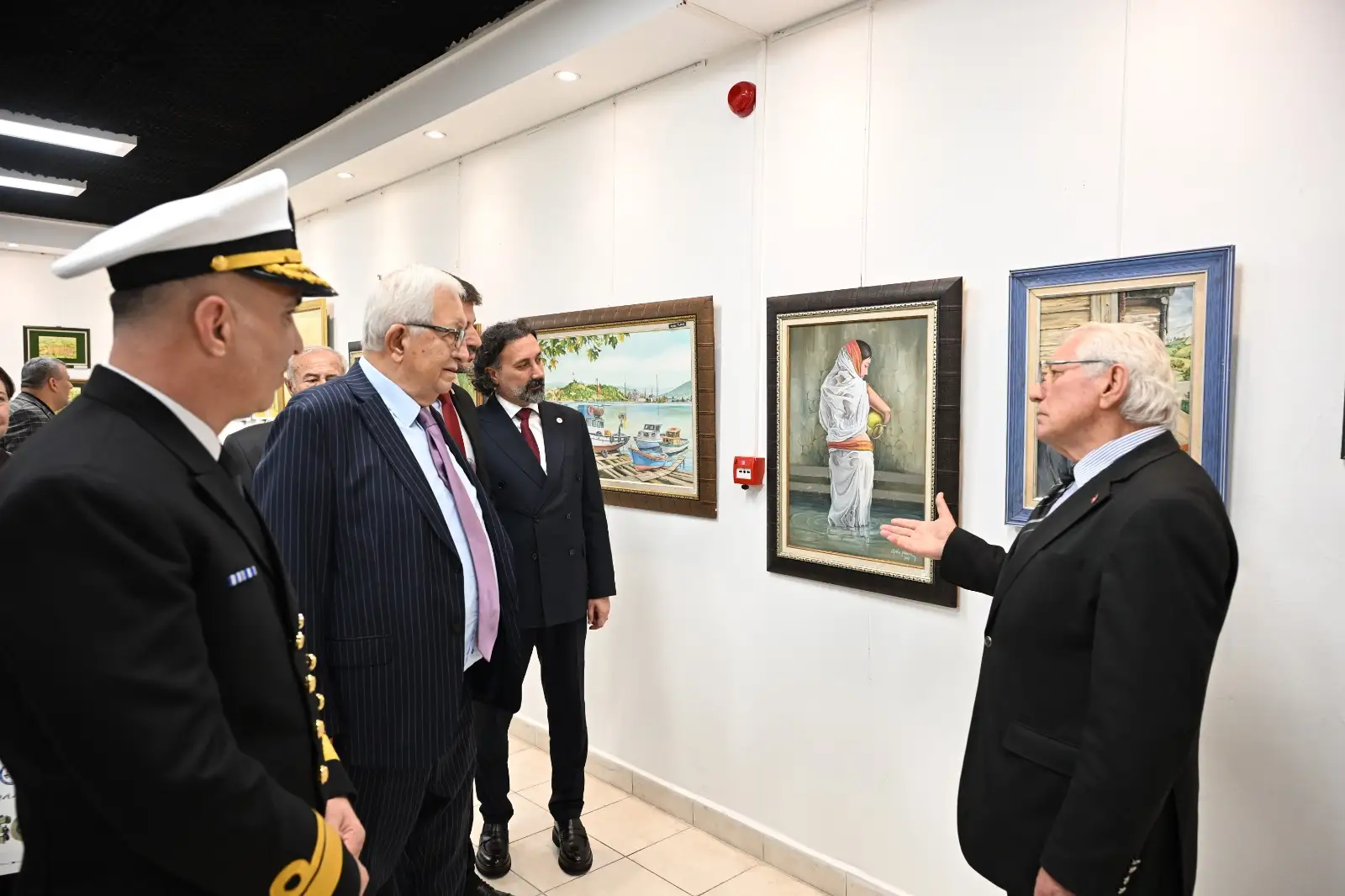 BAŞKAN POSBIYIK: CUMHURİYET AYNI ZAMANDA SANATA VE SANATÇIYA VERİLEN DEĞERİN İFADESİDİR