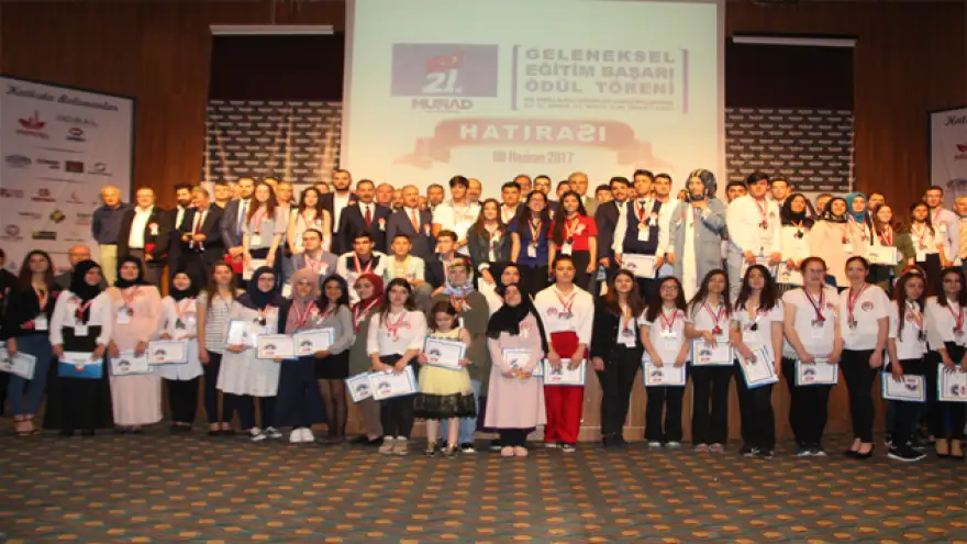 MÜSİAD'da başarı bu yıl da ödüllendirildi