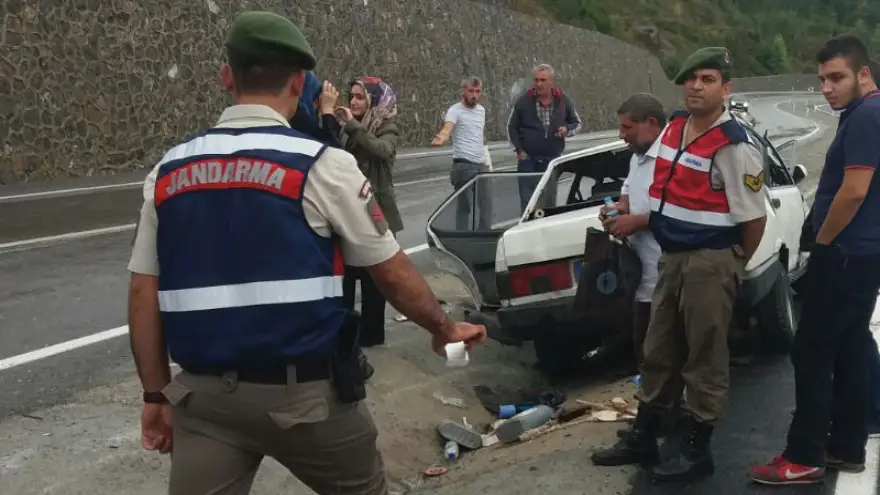 Otomobil takla attı... Yaralılar var....