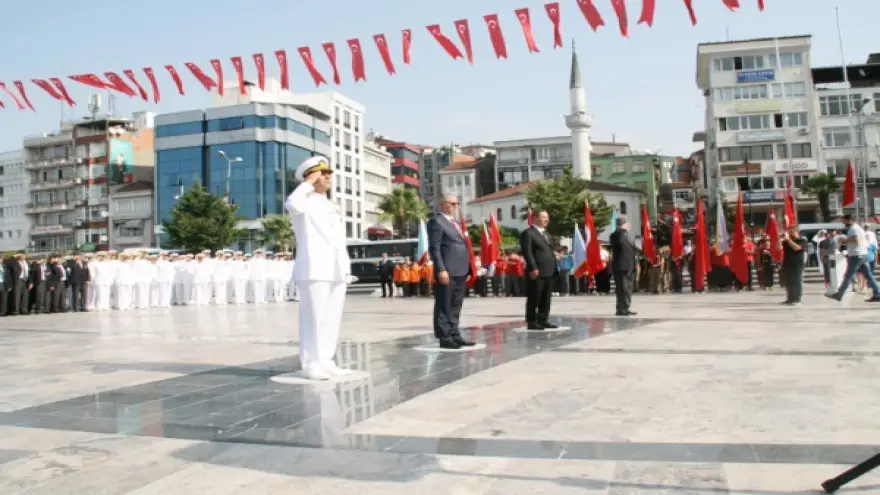 Gaziler ve şehitler unutulmaz!