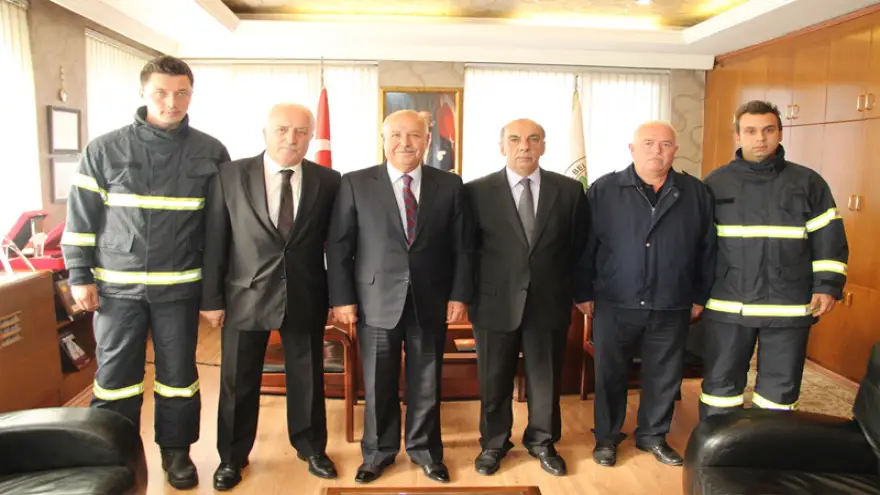 İtfaiye haftası nedeniyle Başkan Akdemir’e ziyaret