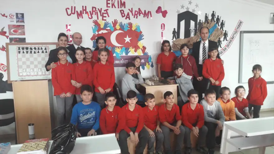 İş Bankası’ndan eğitime destek