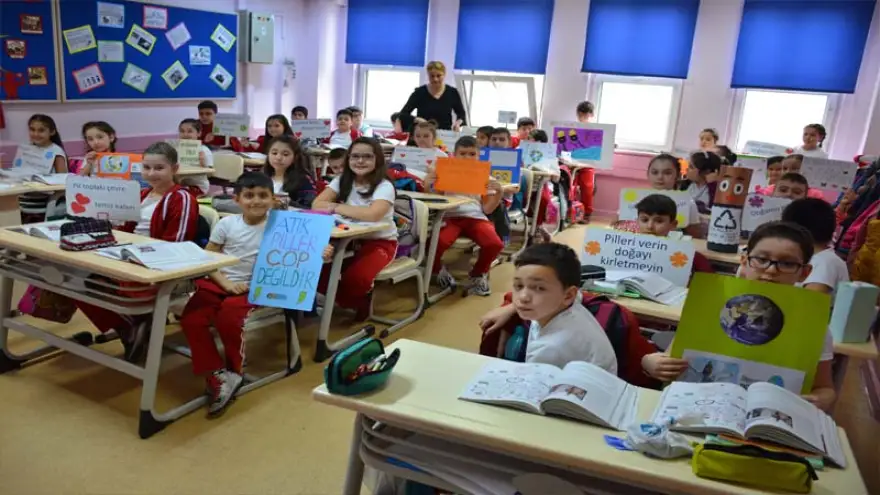 e-atık projesi, MEB ders kitaplarına girdi...