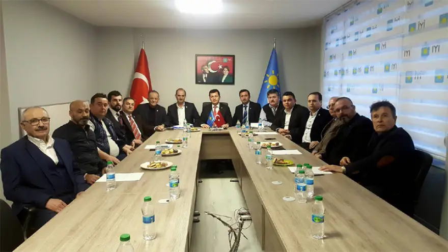 Bayraktar: "Rüzgar değil, fırtına estirmek için yola çıktık"
