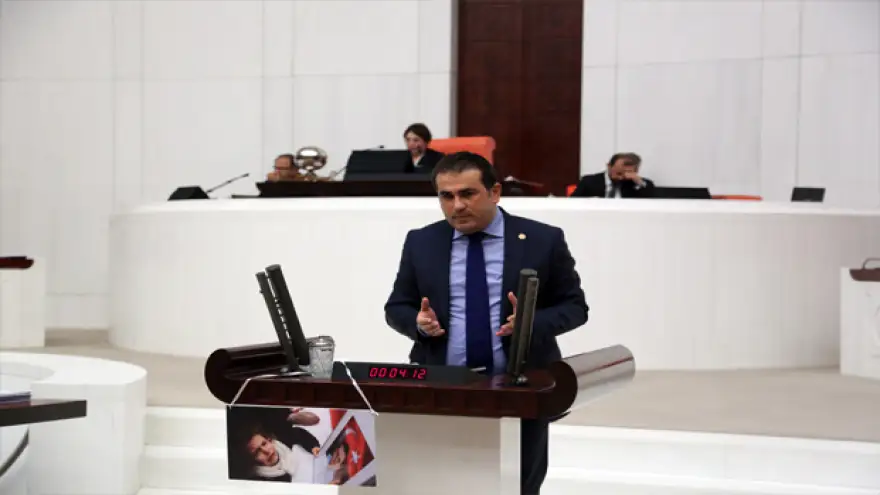 Demirtaş: " Öğretmenlerin yeri okul"