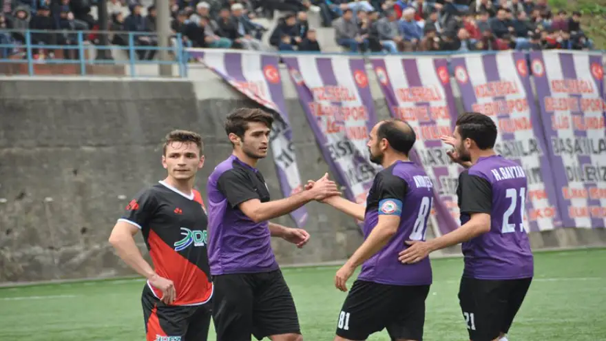 Alkışlar Kdz. Ereğli Belediyespor İçin: 13-1