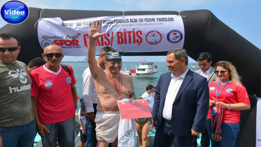 Kdz.Ereğli’de açık su yüzme yarışları yapıldı