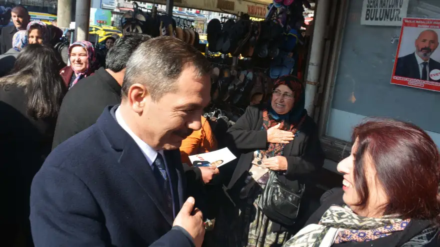 Başkan Uysal, esnaf ziyaretlerine başladı