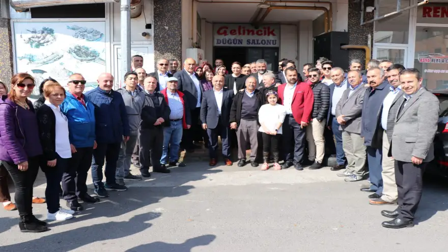 Şahin, Kars Kafkas Folklor Derneği’ni ziyaret etti…