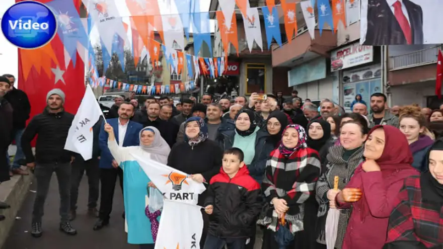 Elmatepe halkına projelerini anlattı...