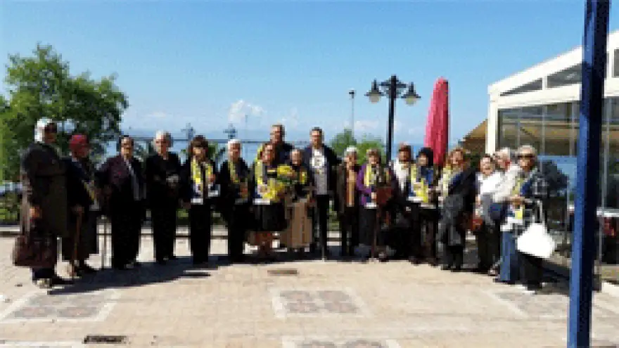 HUZUR EVİ SAKİNLERİNE KAHVALTI