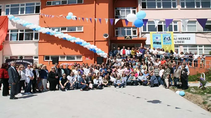 Dikici: "Ereğli Liseli olmak bir onur ve ayrıcalıktır"