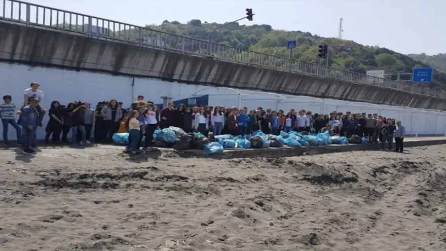 700 kilo atık topladılar…
