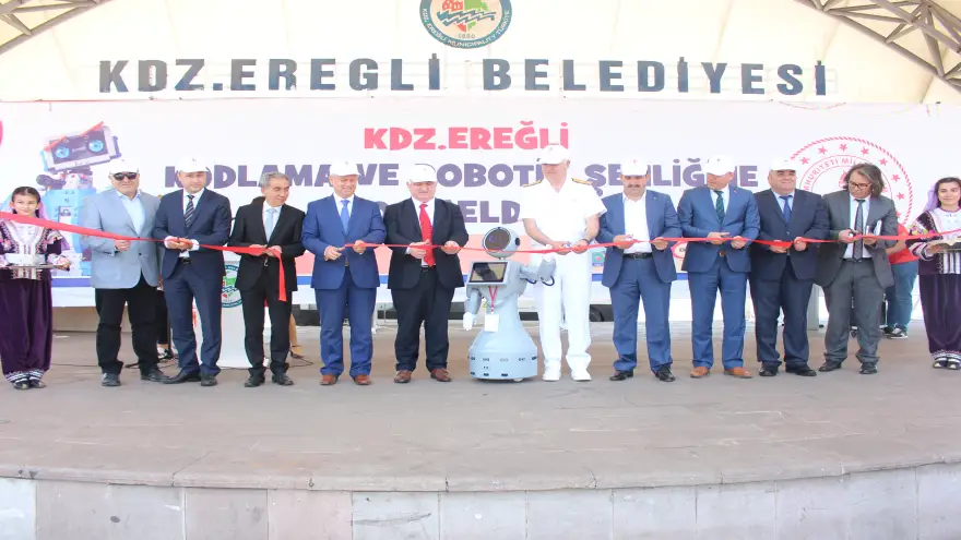 25 Okul, 120 Proje Kodlama ve Robotik Şenliği!..