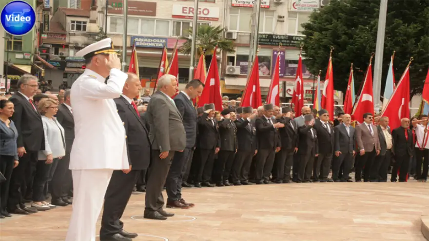 Ereğli'de 19 Mayıs töreni düzenledi...