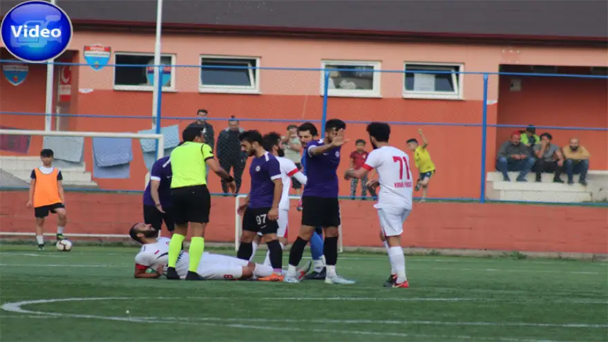 Saha içinde kısa süreli tartışma yaşandı