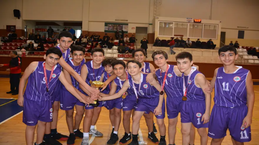 U14’DE ŞAMPİYON; KDZ. EREĞLİ BELEDİYESPOR