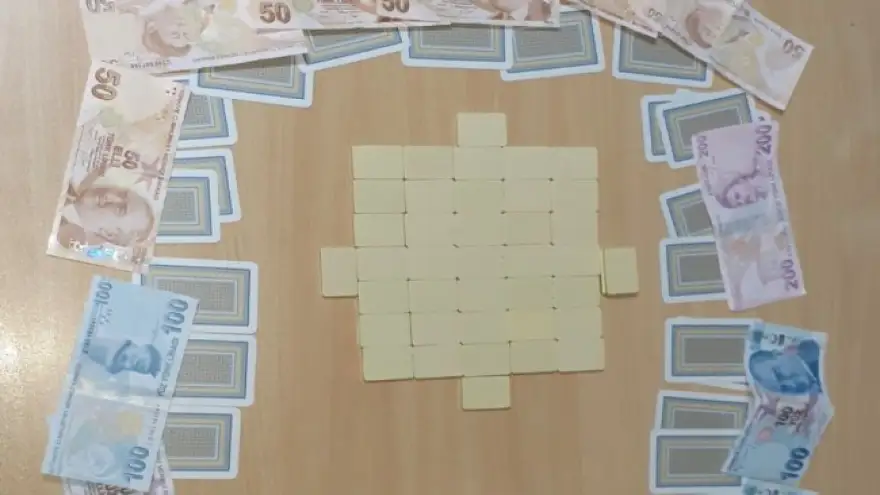 Ereğli Emniyet Müdürlüğü: "4 Kişi kumar oynarken basıldı"