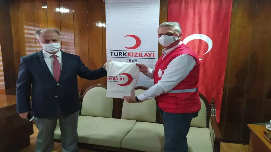 Çorumluoğlu'ndan, Kızılay'a ziyaret