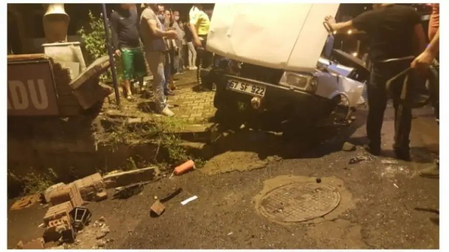 Ambulansı reddetti, Polis ile tartıştı