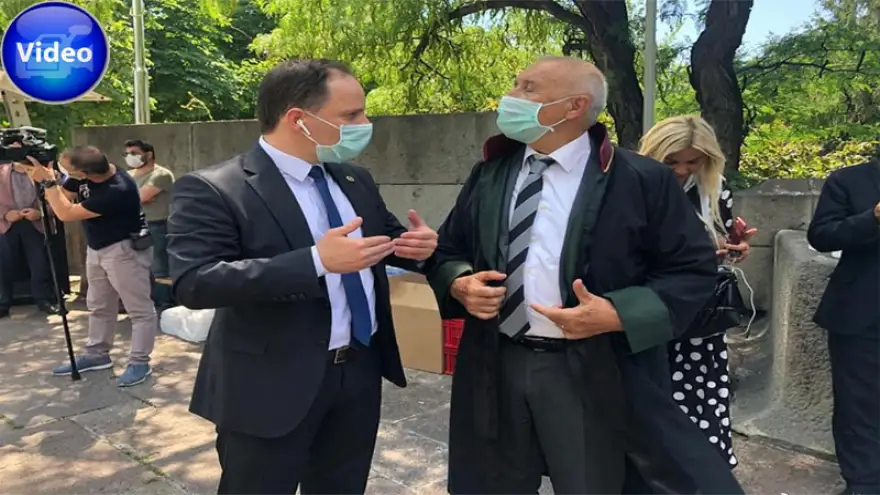 Ekonomik ve sosyal kıskacı barolar yaratmadı