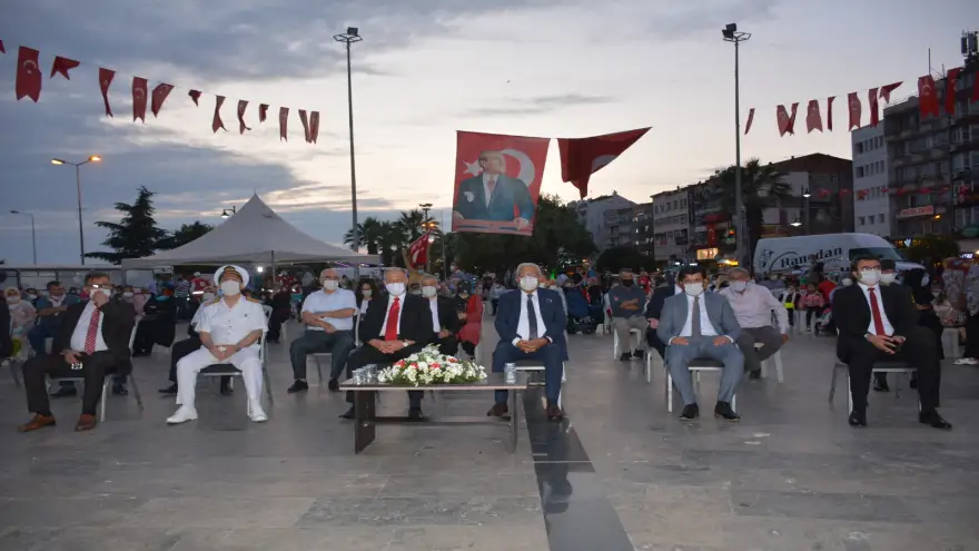 Laik Cumhuriyete hep birlikte sahip çıkmalıyız