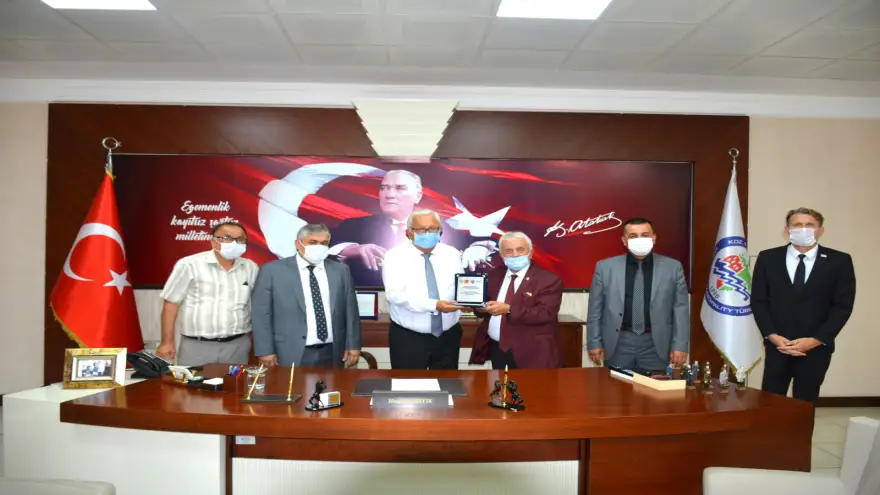 Derneklerden Posbıyık’a teşekkür plaketi
