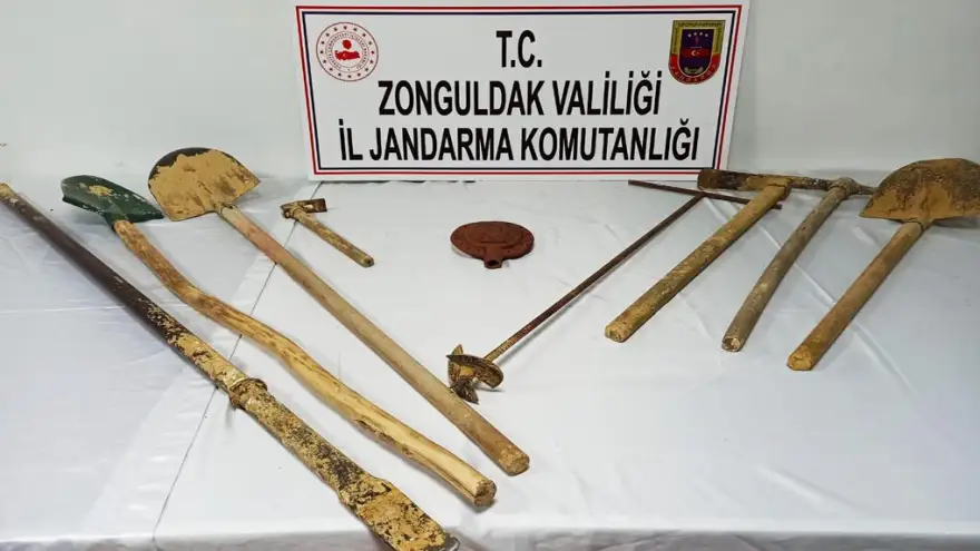 Jandarmadan kaçak kazı operasyonu