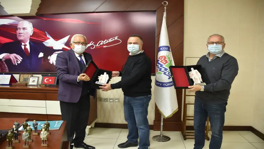 Başkan Posbıyık, OSB yatırımcıları ile görüştü