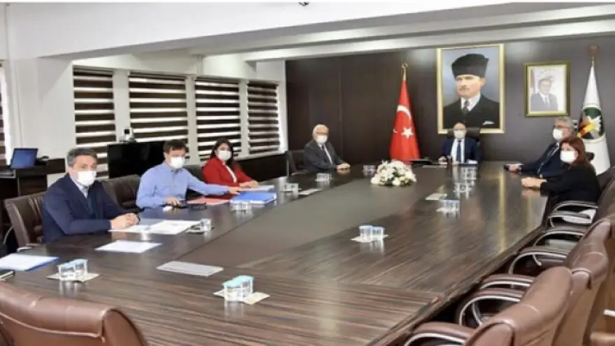 Vali Tutulmaz, Başkan Posbıyık ve Oral'ı biraraya getirdi