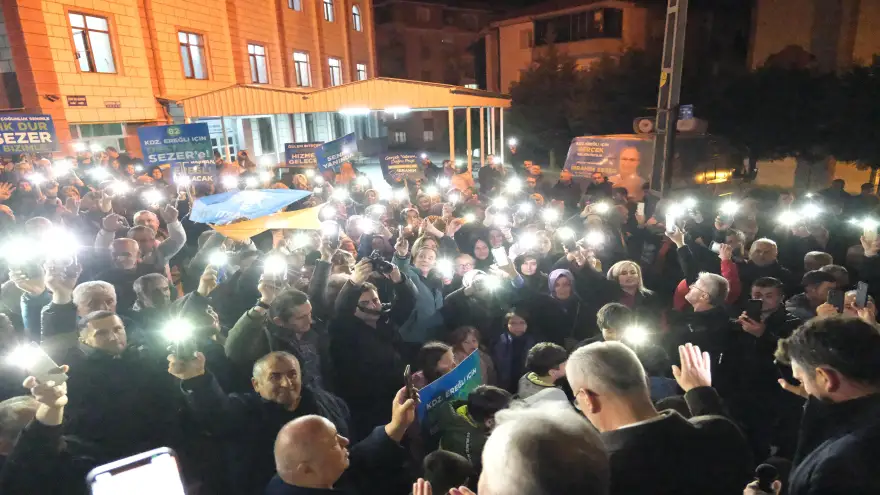 İbrahim Sezer Kepez mitingde düzenledi..