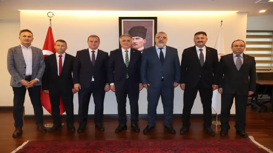 Planlanan projeler hakkında istişarede bulundular