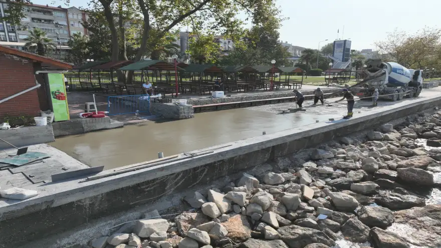 Sahilde Çalışmalar Devam Ediyor