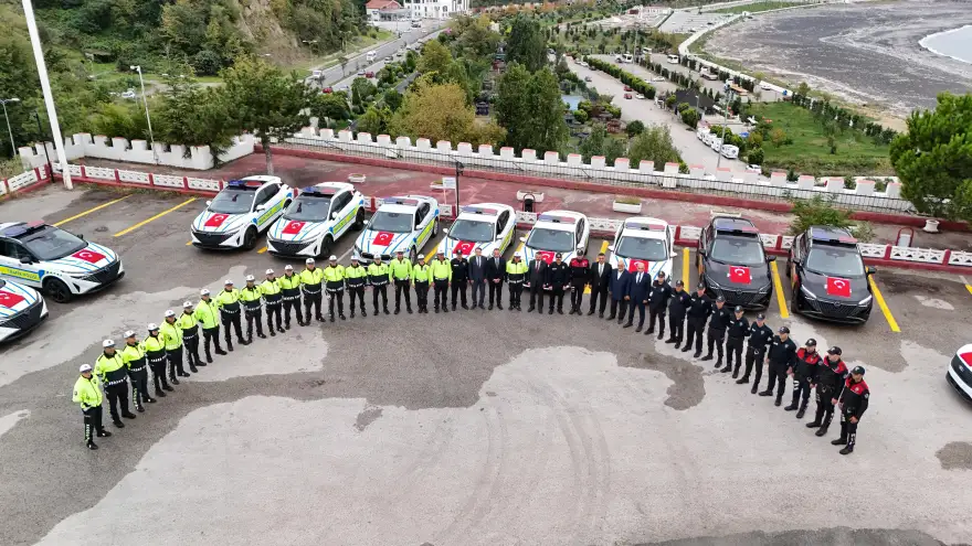 Zonguldak İl Emniyet Müdürlüğüne 16 yeni araç teslim edildi...