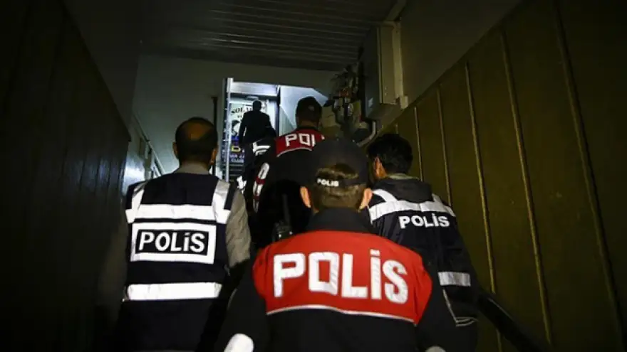 Günü birlik evlere baskın