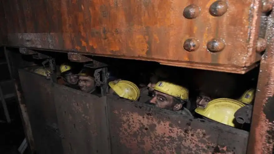 “Ölümle burun buruna çalışan madencileri unutmayın!”