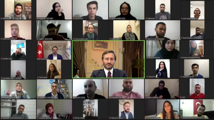 Altun, Avrupa’daki Türk gençlerle buluştu