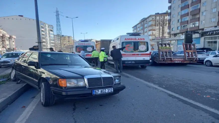 Trafik Kazası:4 Yaralı