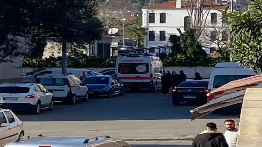 Yalnız yaşayan bir kişi evinde ölü bulundu...