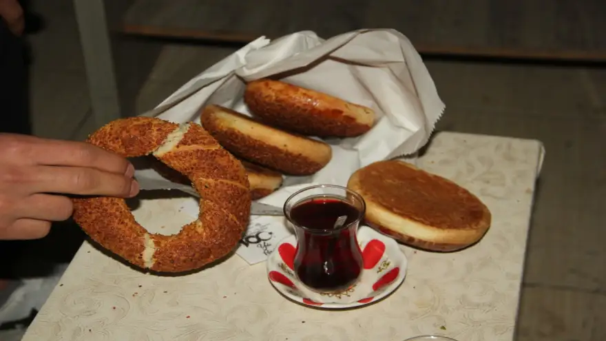 Simit ve poğaçaya zam geliyor..