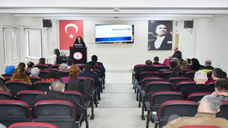 KDZ. EREĞLİ BELEDİYE PERSONELİNE YAZIŞMA- PROTOKOL VE DİKSİYON EĞİTİMİ