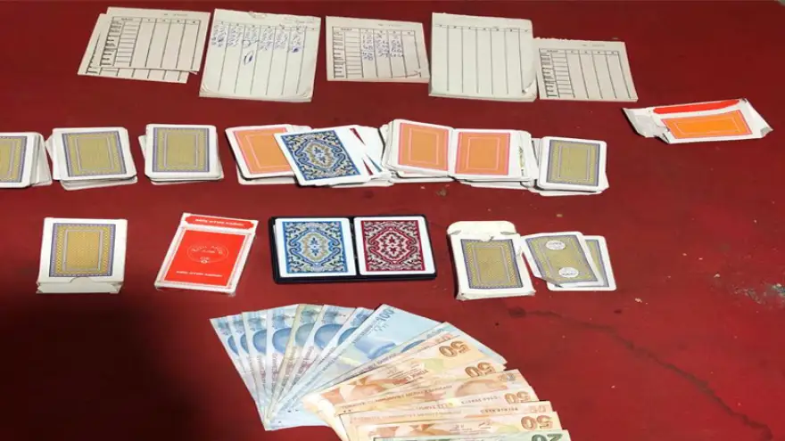 Kumarhaneye çevrilen eve baskın