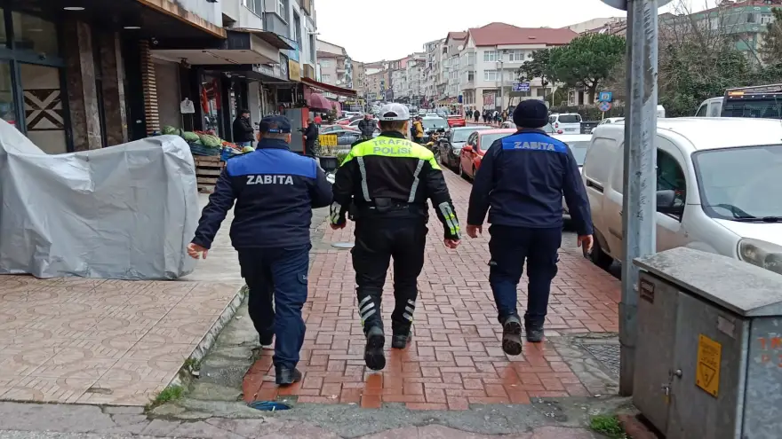 KDZ. EREĞLİ’NİN KALDIRIMLARI İŞGALLERDEN ARINDIRILIYOR