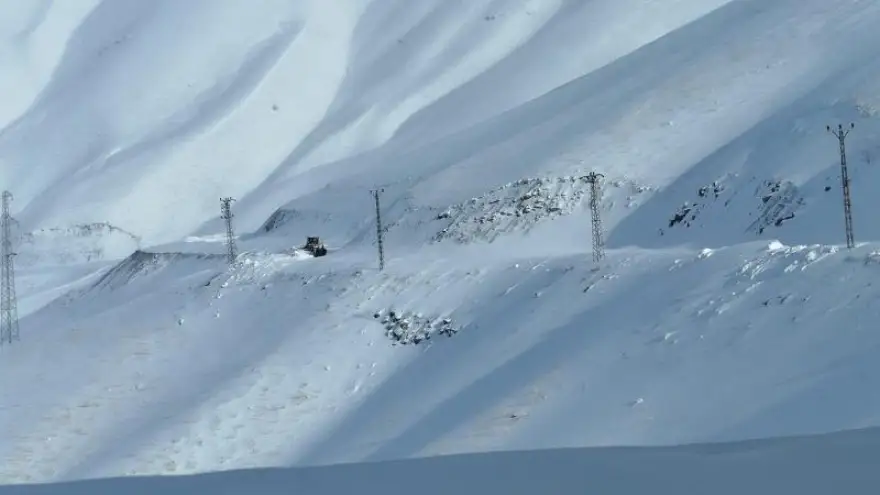Köy yolları sıkıntılı..