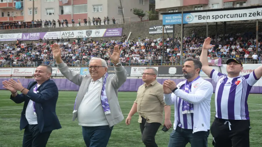 Zafer yolu: zirvenin tek sahibi! 153 takım arasında namağlup lider!