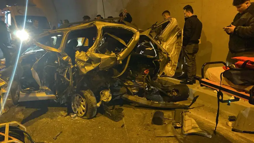 Feci Kaza 1'i Ağır iki kişi yaralandı..